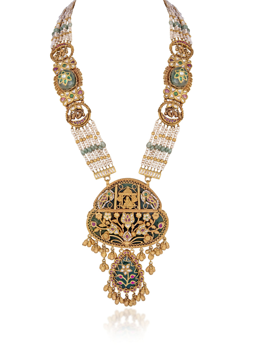 Antique Heritage Gold Necklace